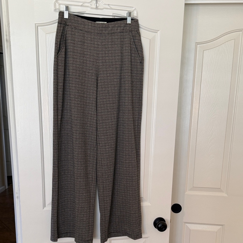 NWOT Max Studio Two-Tone Waistband Trousers in Brown and Black